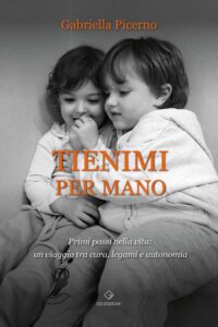 tienimi per mano